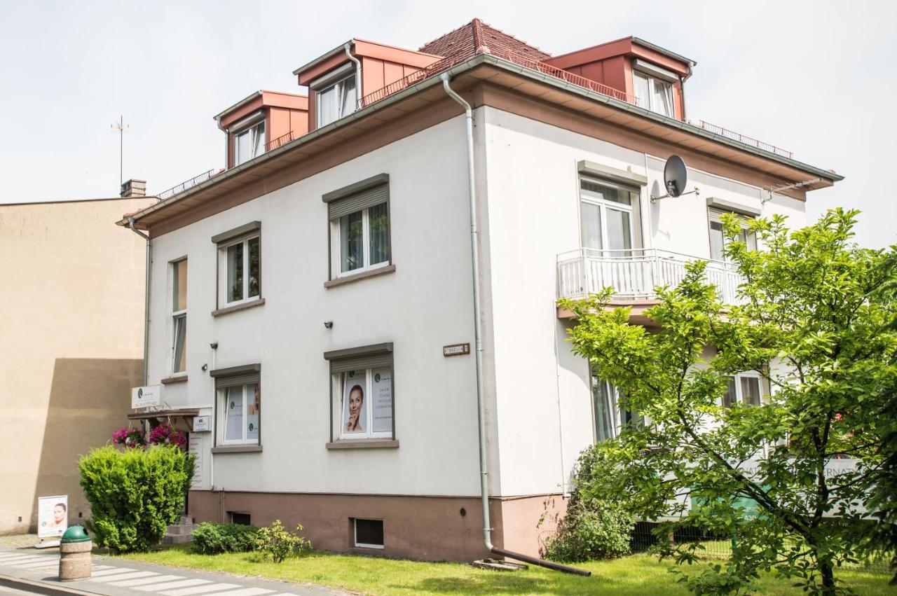 Mansarda Noclegi Września Buitenkant foto